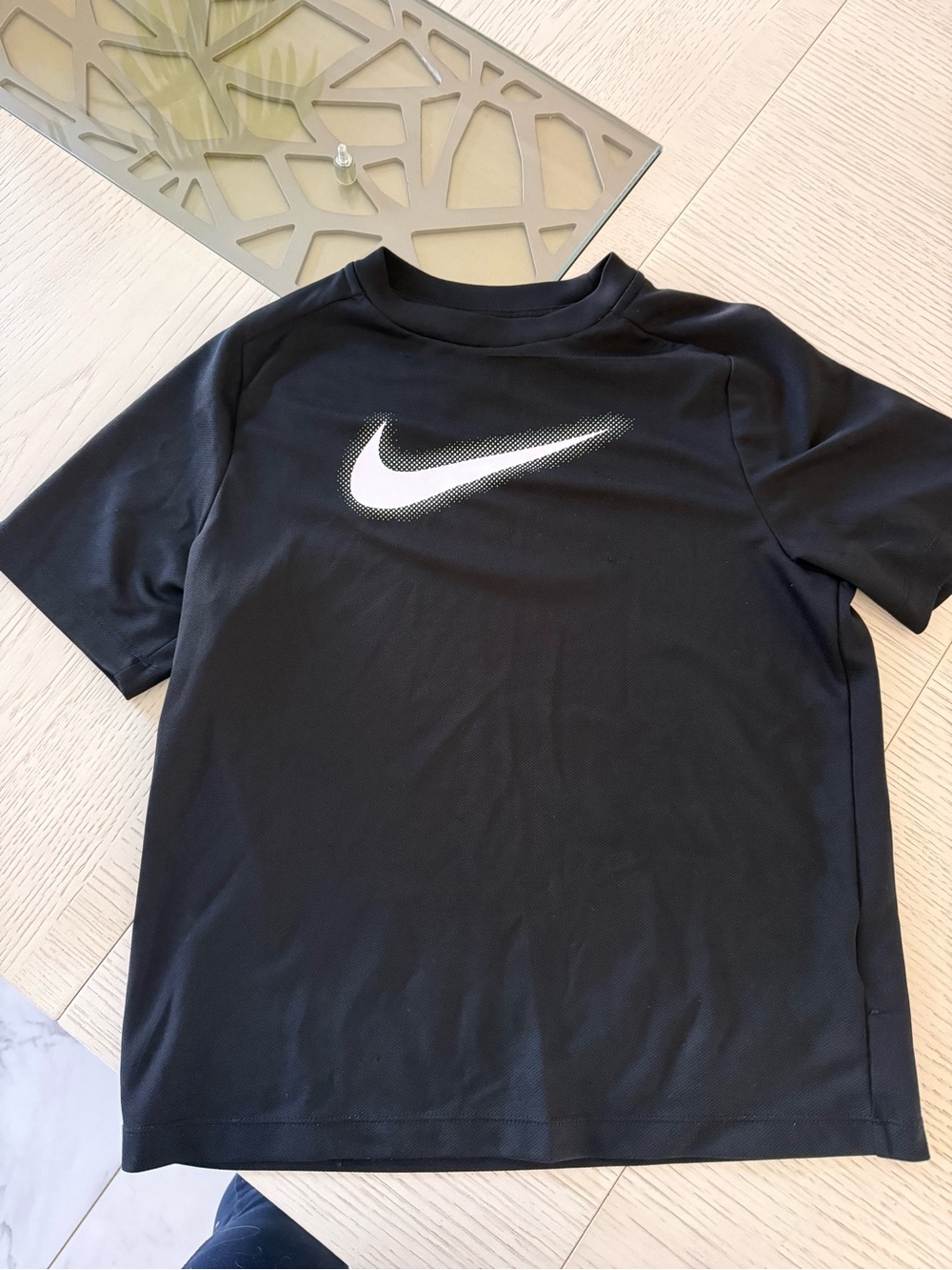 Kids Black Short-Sleeve Dri-FIT Performance Tees youth large